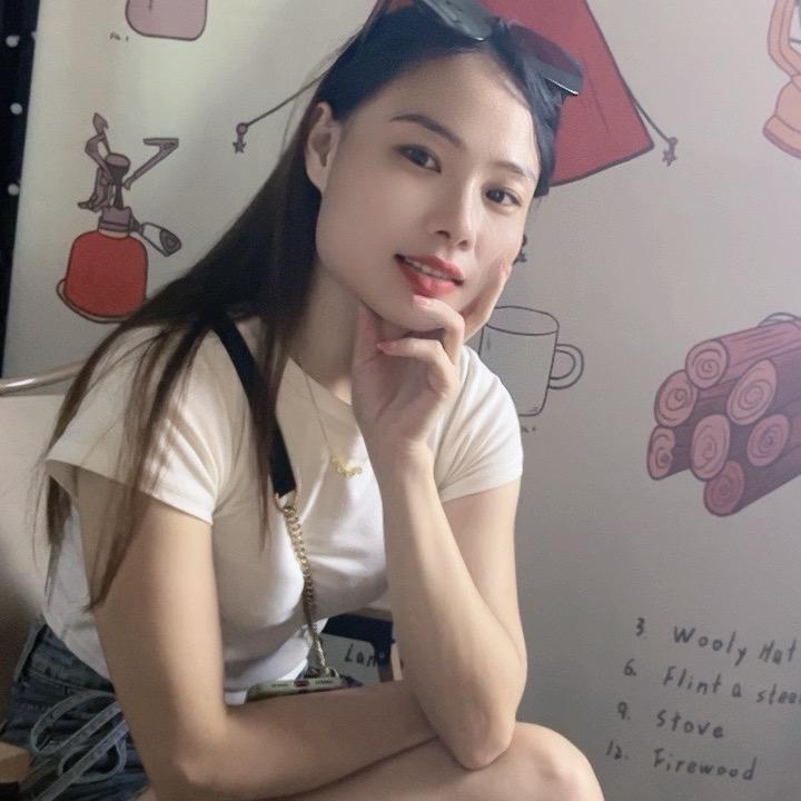 璐璐🍒