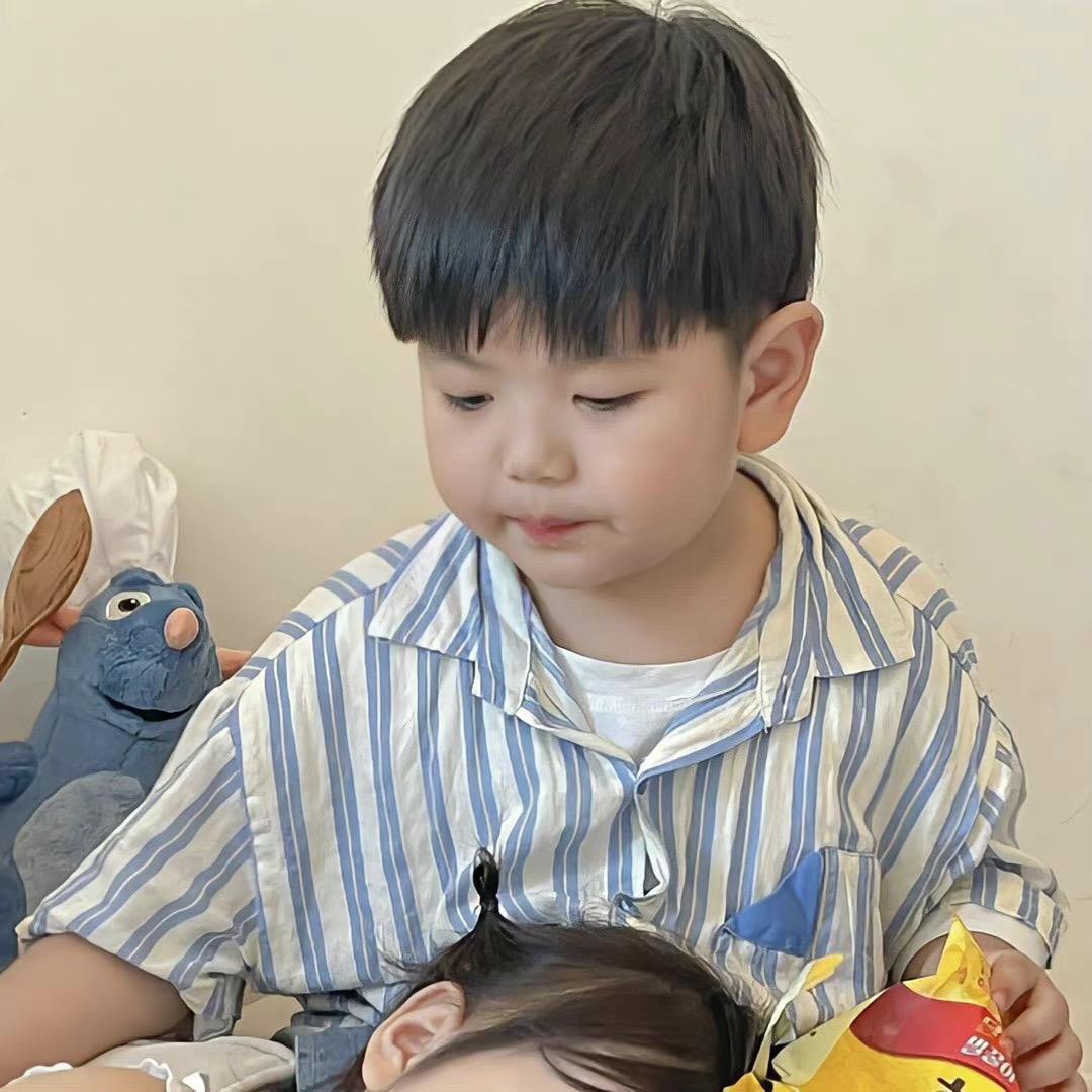 蜡笔小程。