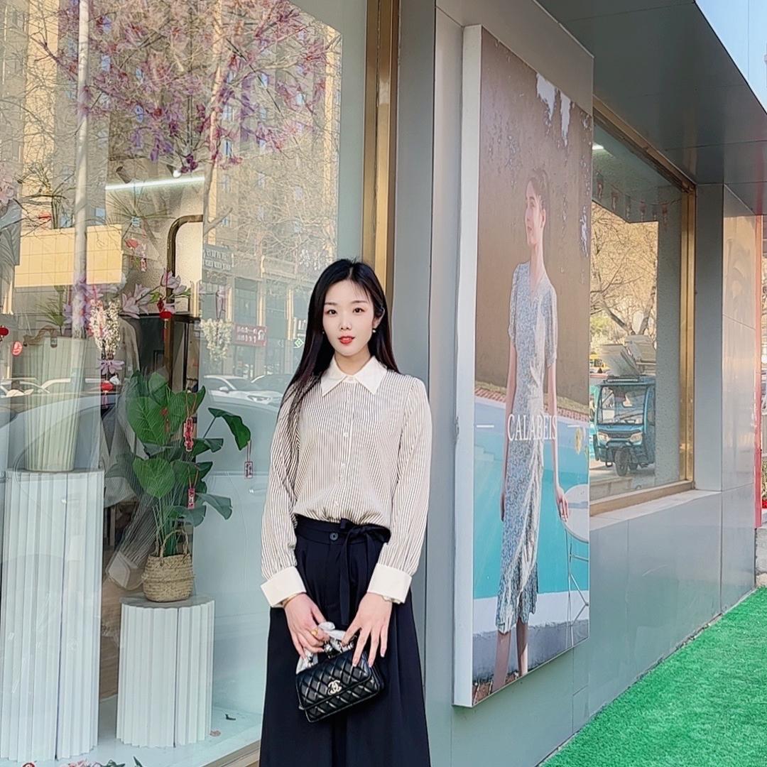 东平县卡拉贝斯女装