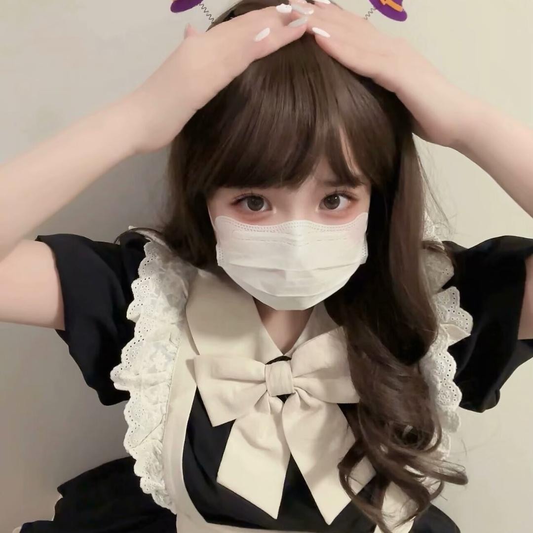 小西西悠子