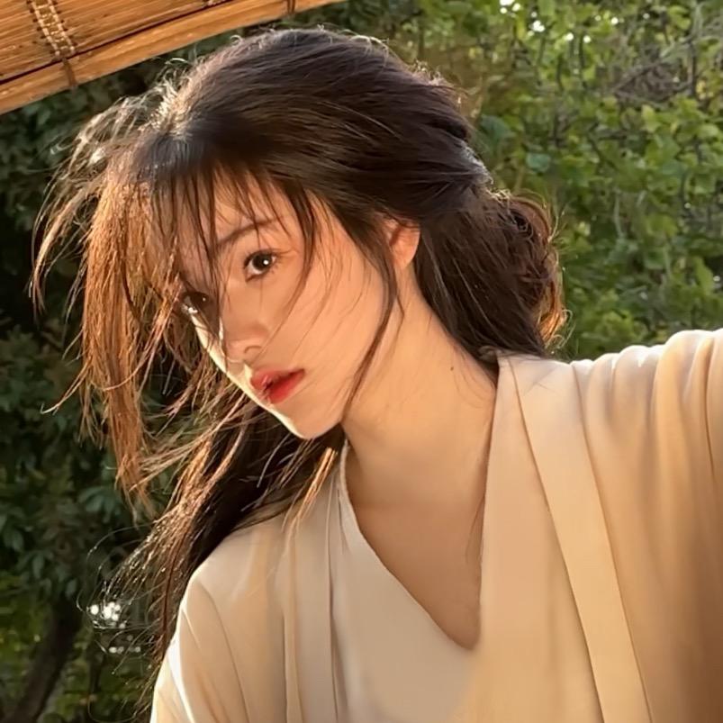 三月