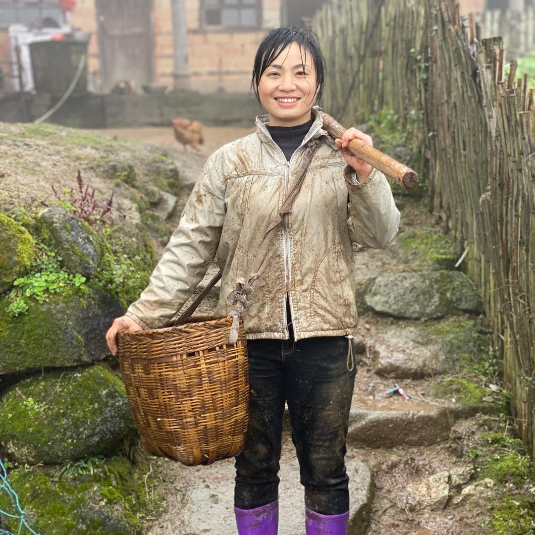 小隆女