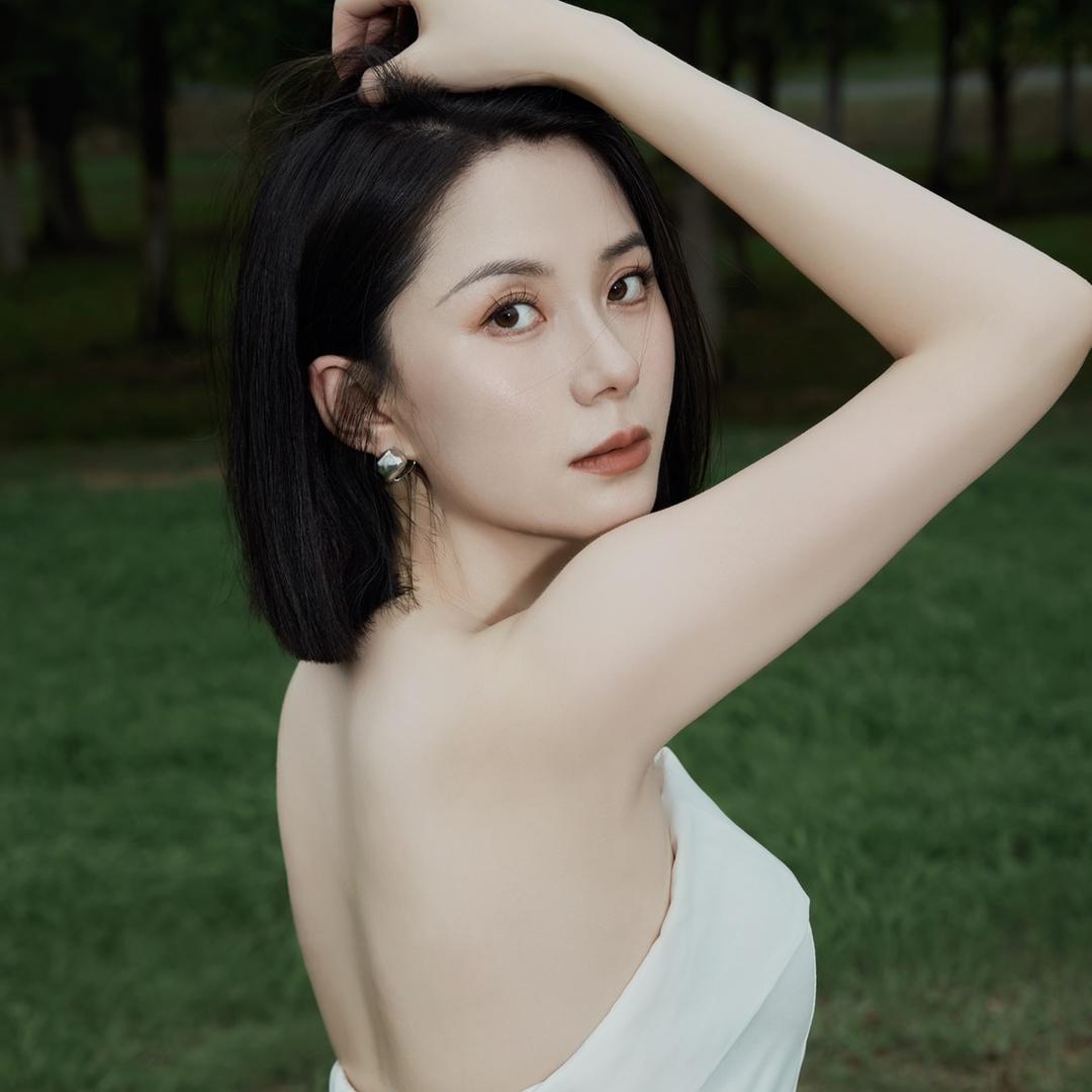 刘凤眉毛姑娘