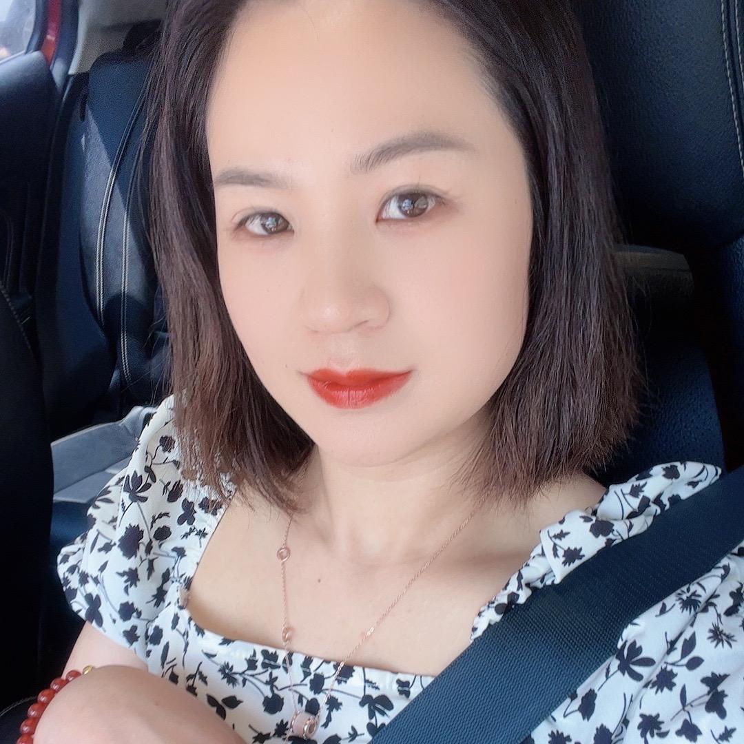 爱笑的苇苇💗