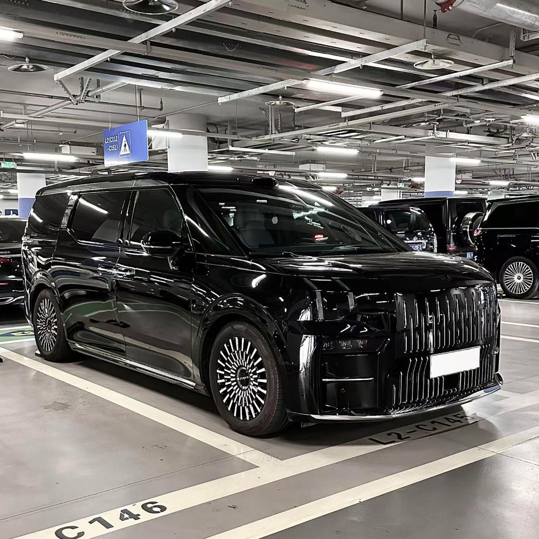 开极氪009揽活的.熊猫