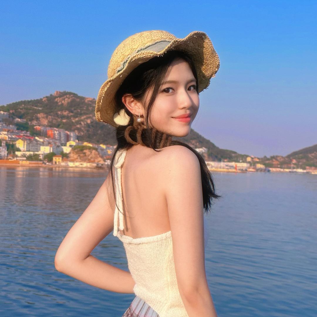 陈依妙