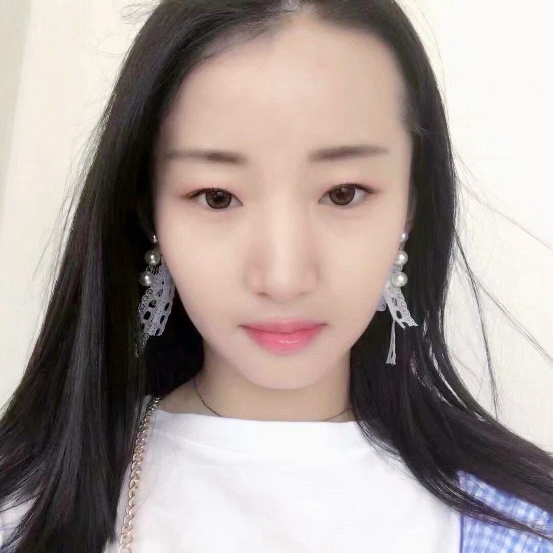 是李李吖_