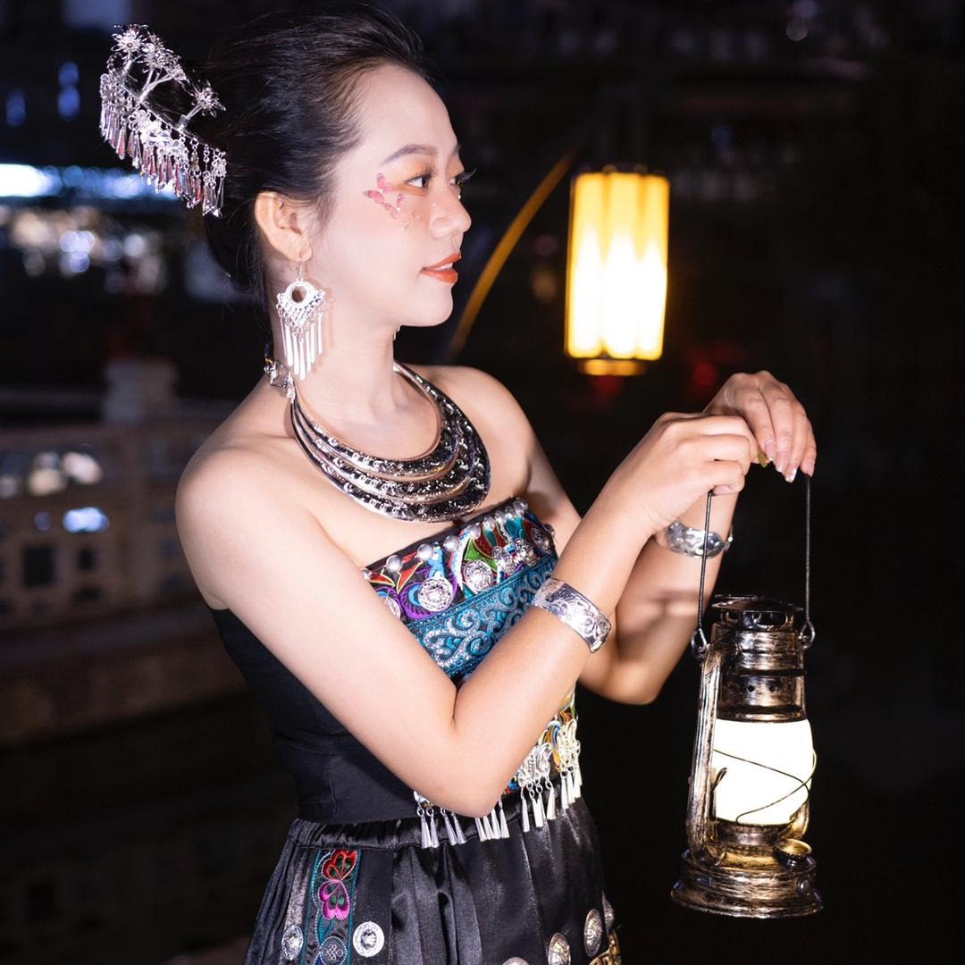 桂林导游潇妹