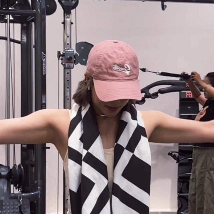 妃妃妃要马甲线Fit