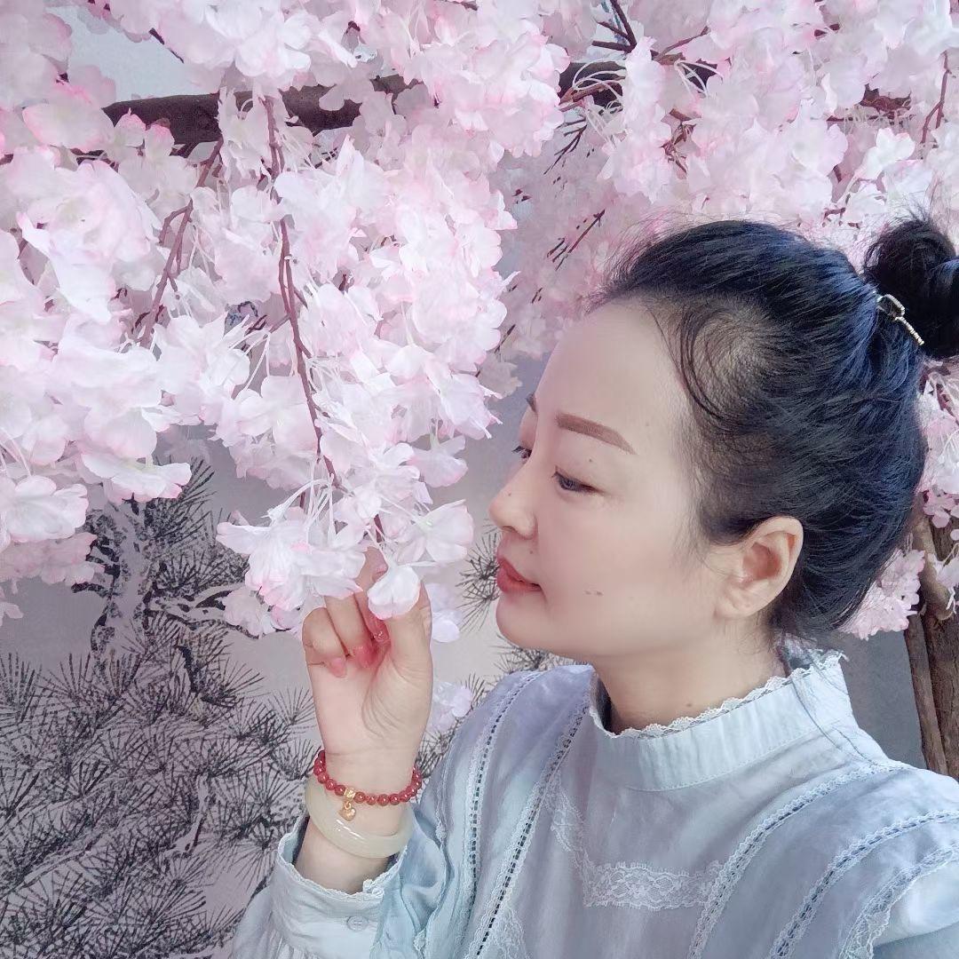 敏敏（拒私聊）