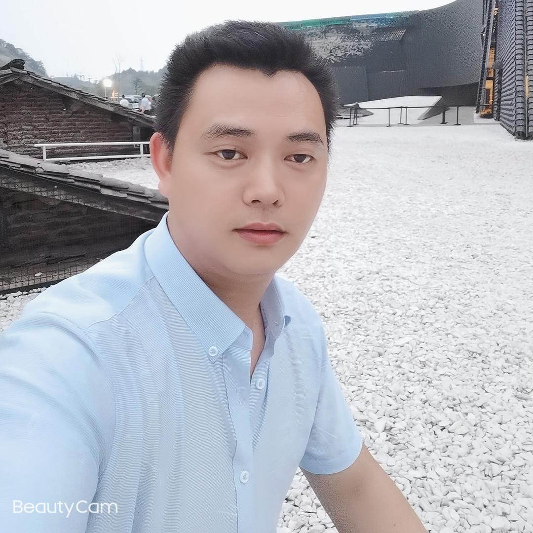 晚上的月亮