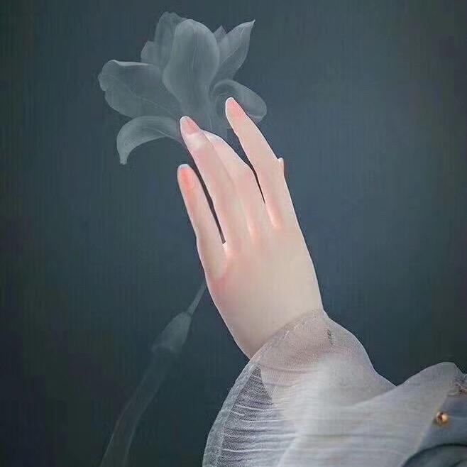 👨‍👩‍👦‍👦歲月靜好（不要连赞头像