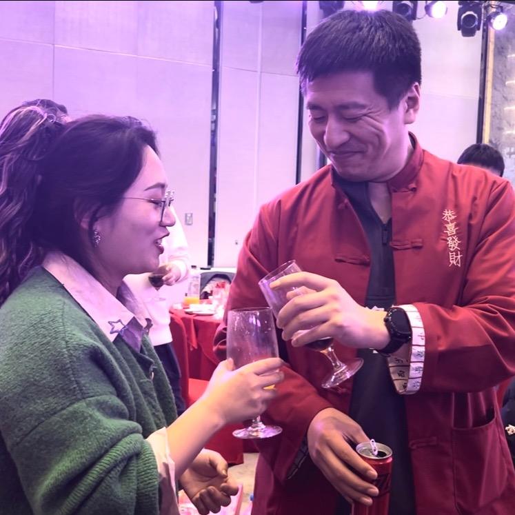 峰学未来 小梁老师