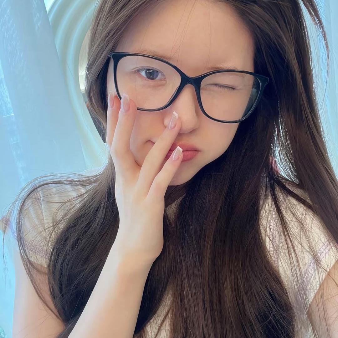 晨又又