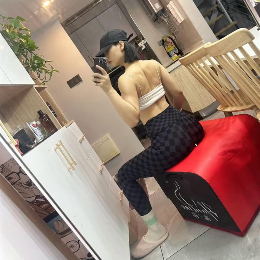 二姐&爱撸铁