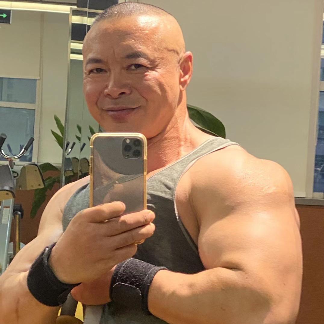 冠军的谛造者