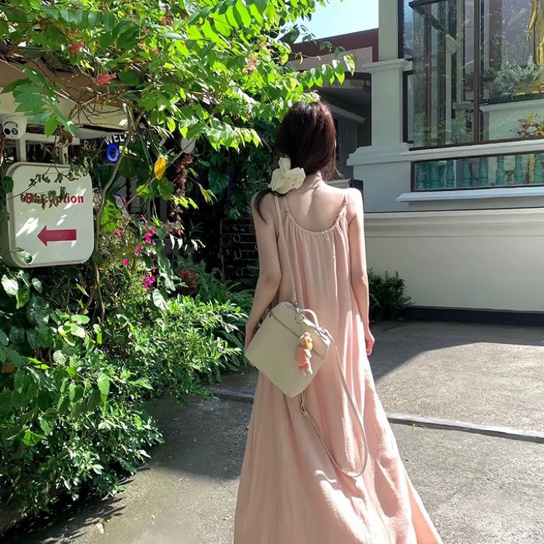 张搭搭女装品牌折扣店