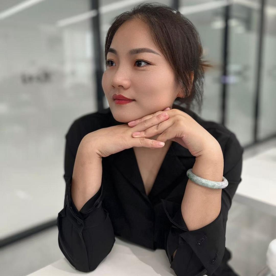 十三姨家的小微