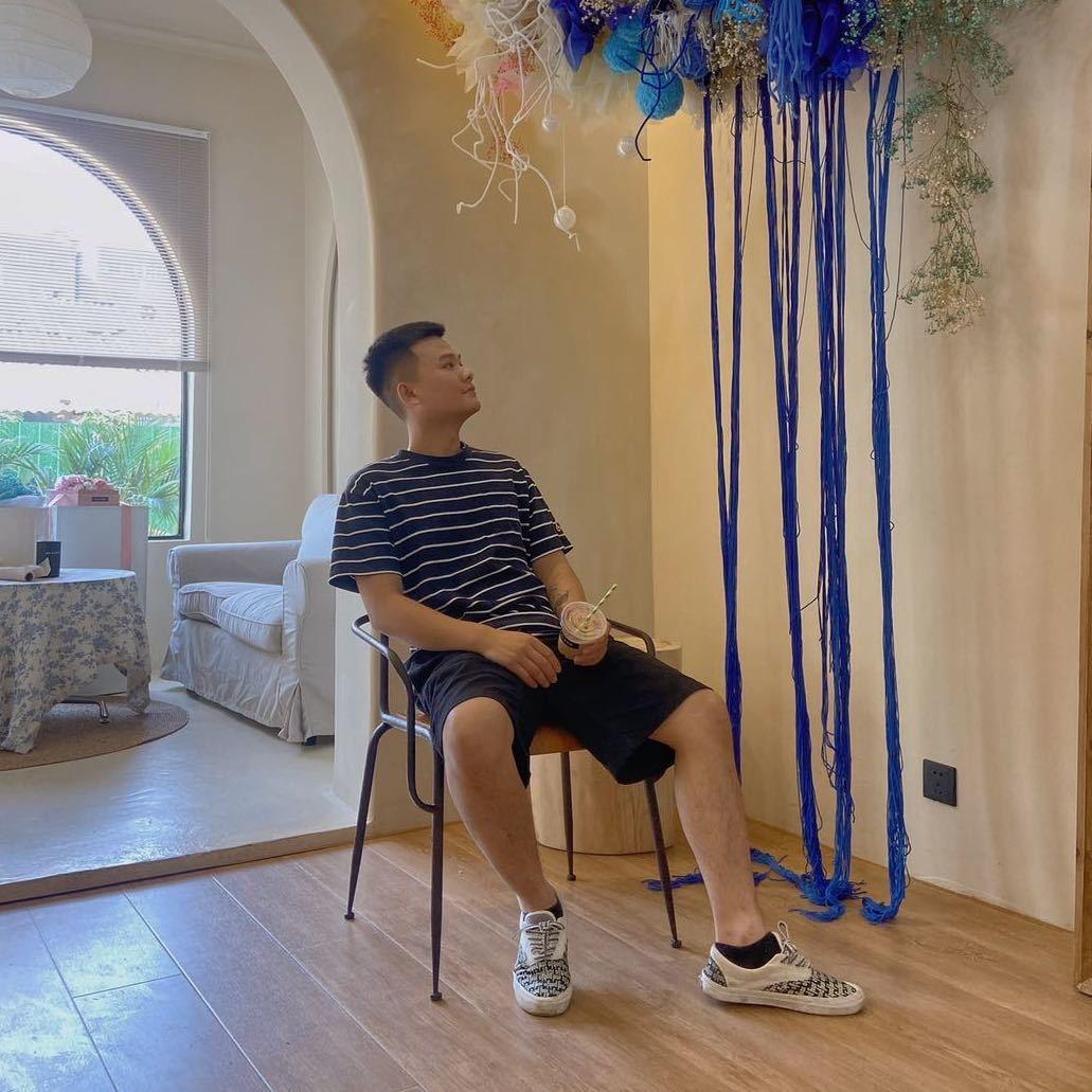 随州艾米 皇后婚纱店  凯文