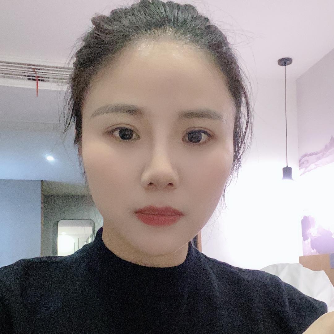 郑晓春台球