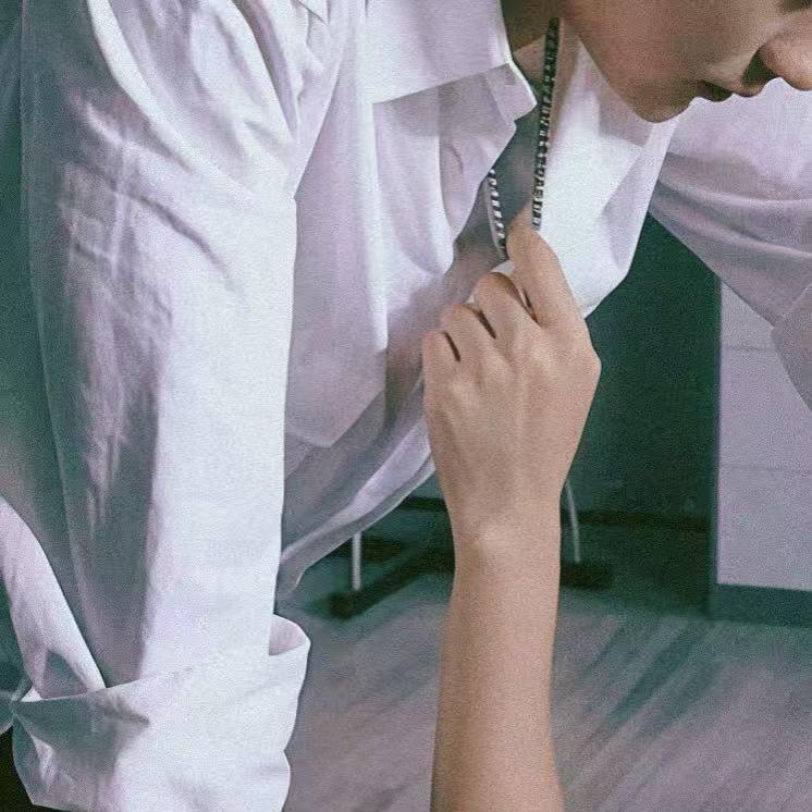 一周躺八天🌻
