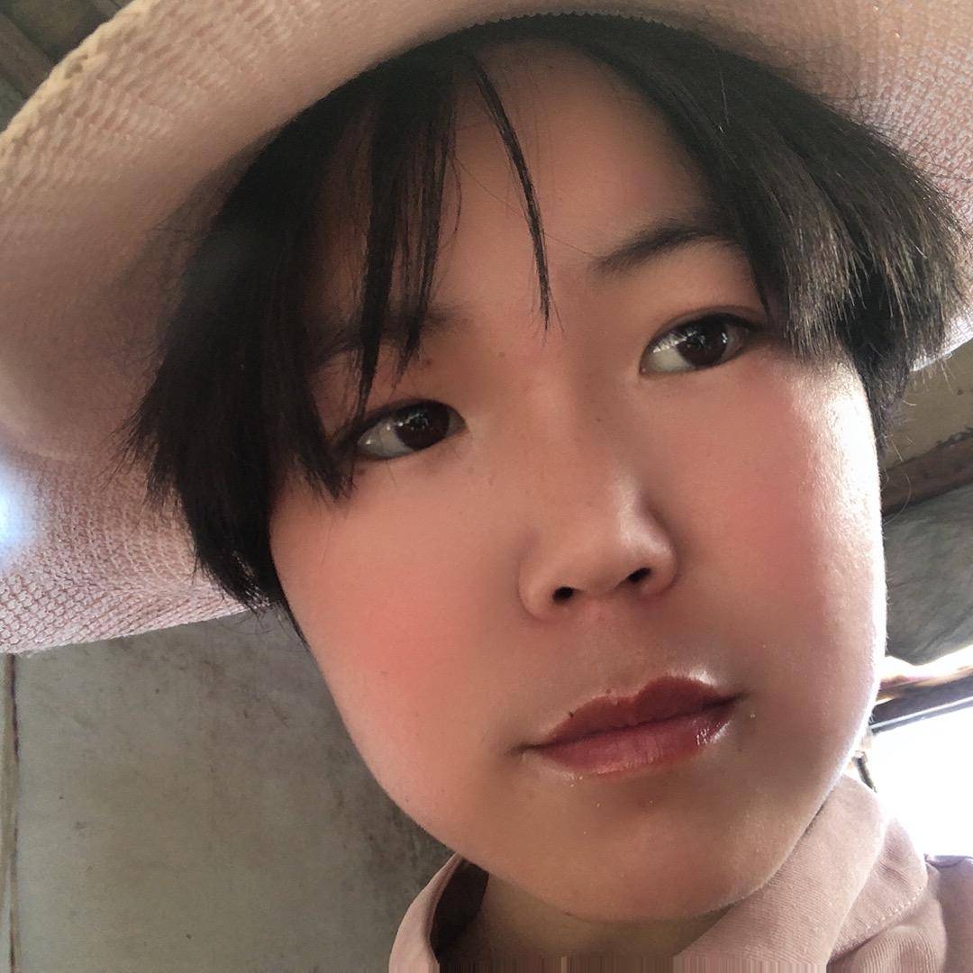 森林🌳小女孩
