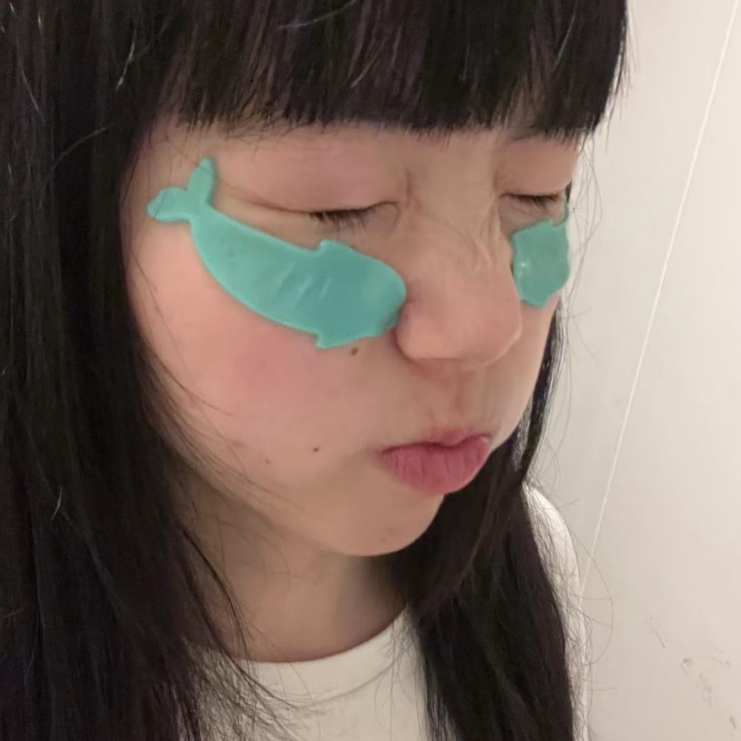 贝贝.