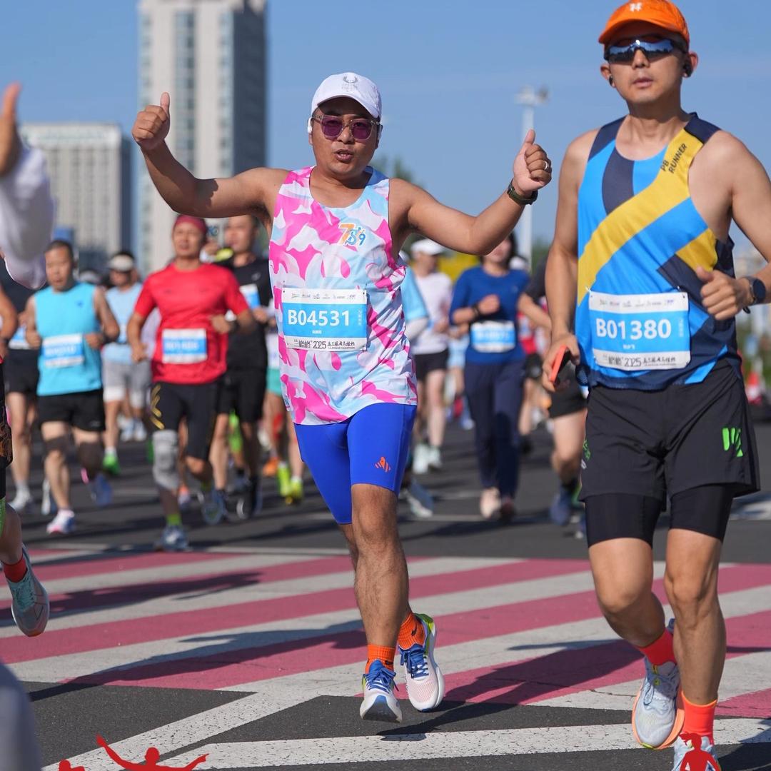 专业钢结构楼梯阳光房、加层²¹·⁰⁹⁷⁵