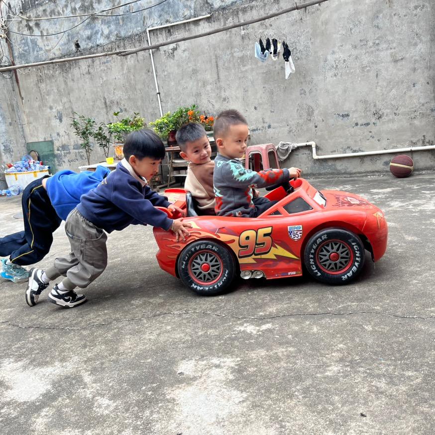 塞版麦昆(Drifting )儿童车