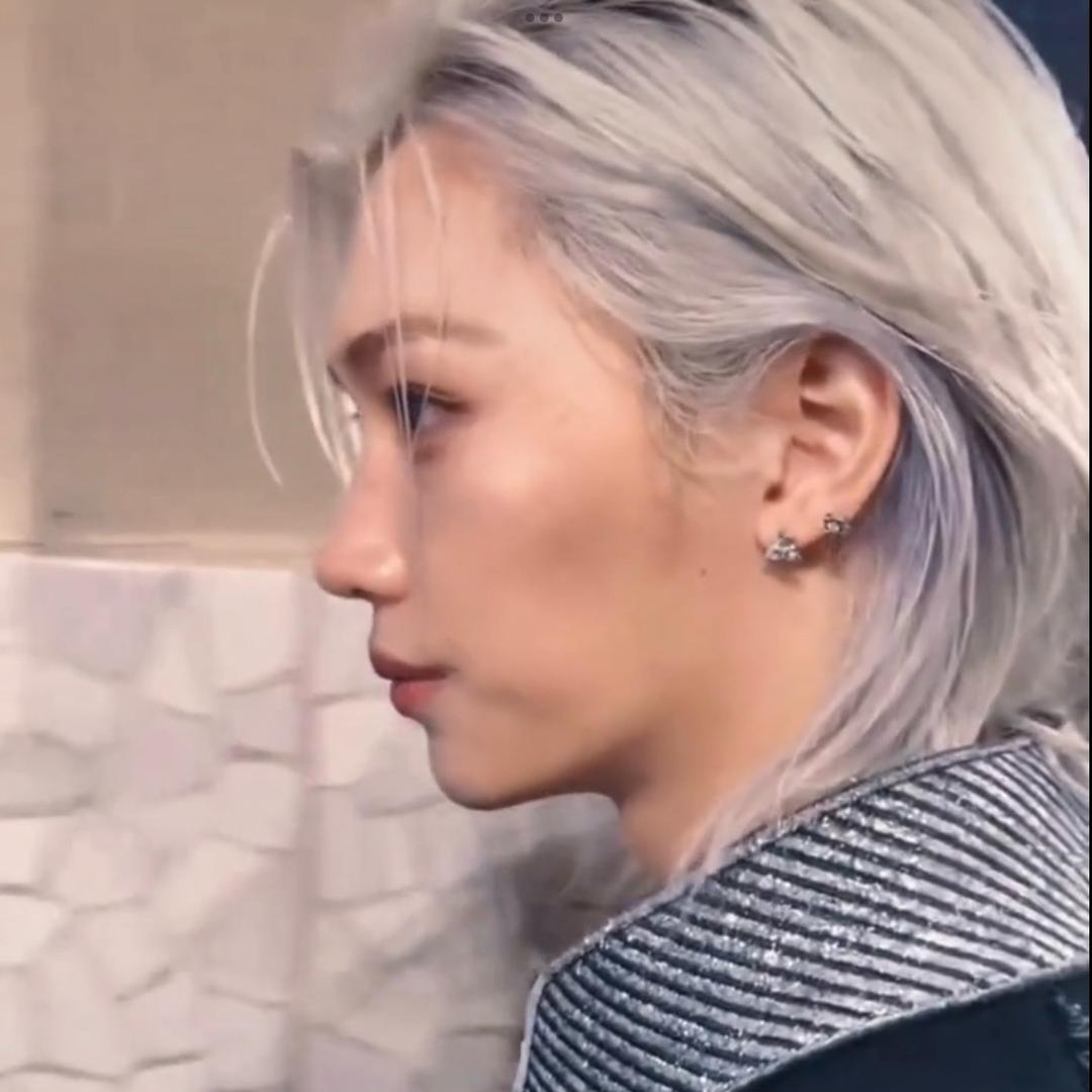 头像是理想型hhh