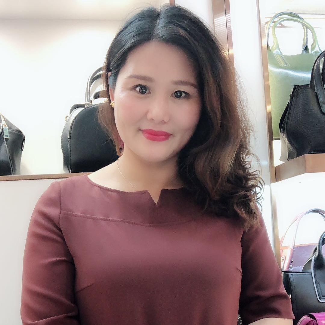 聊城吴姐啄木鸟皮具官方号