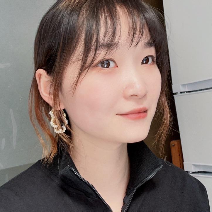 直爽的小婷子