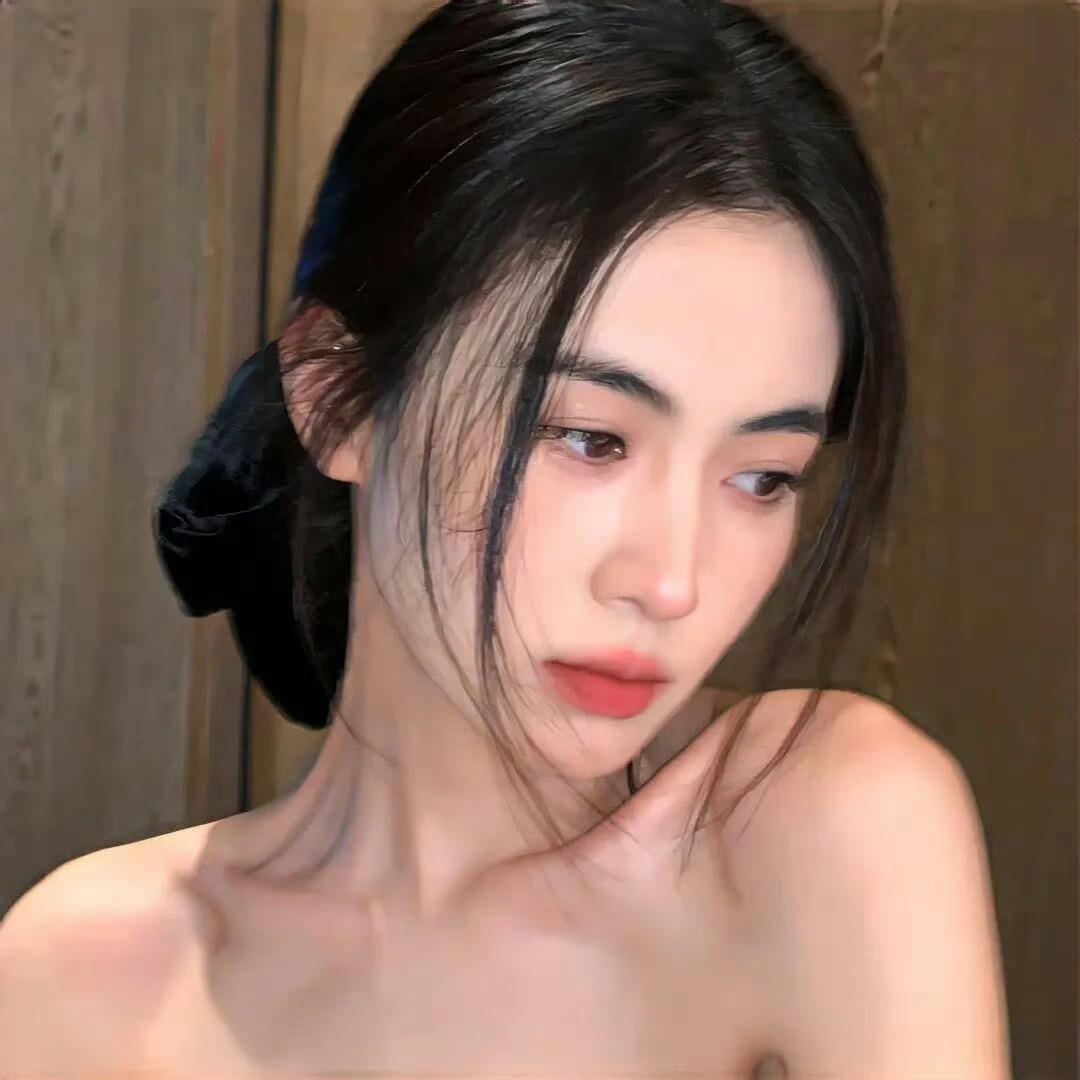 八个冬菇o（卖草莓版）   ㅤ