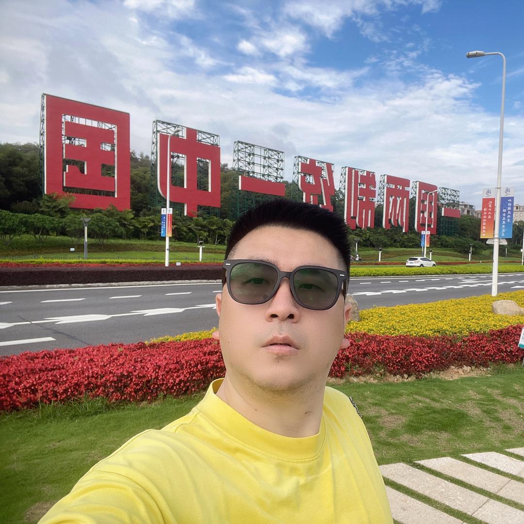 小黄同志 👨🏻‍🚒