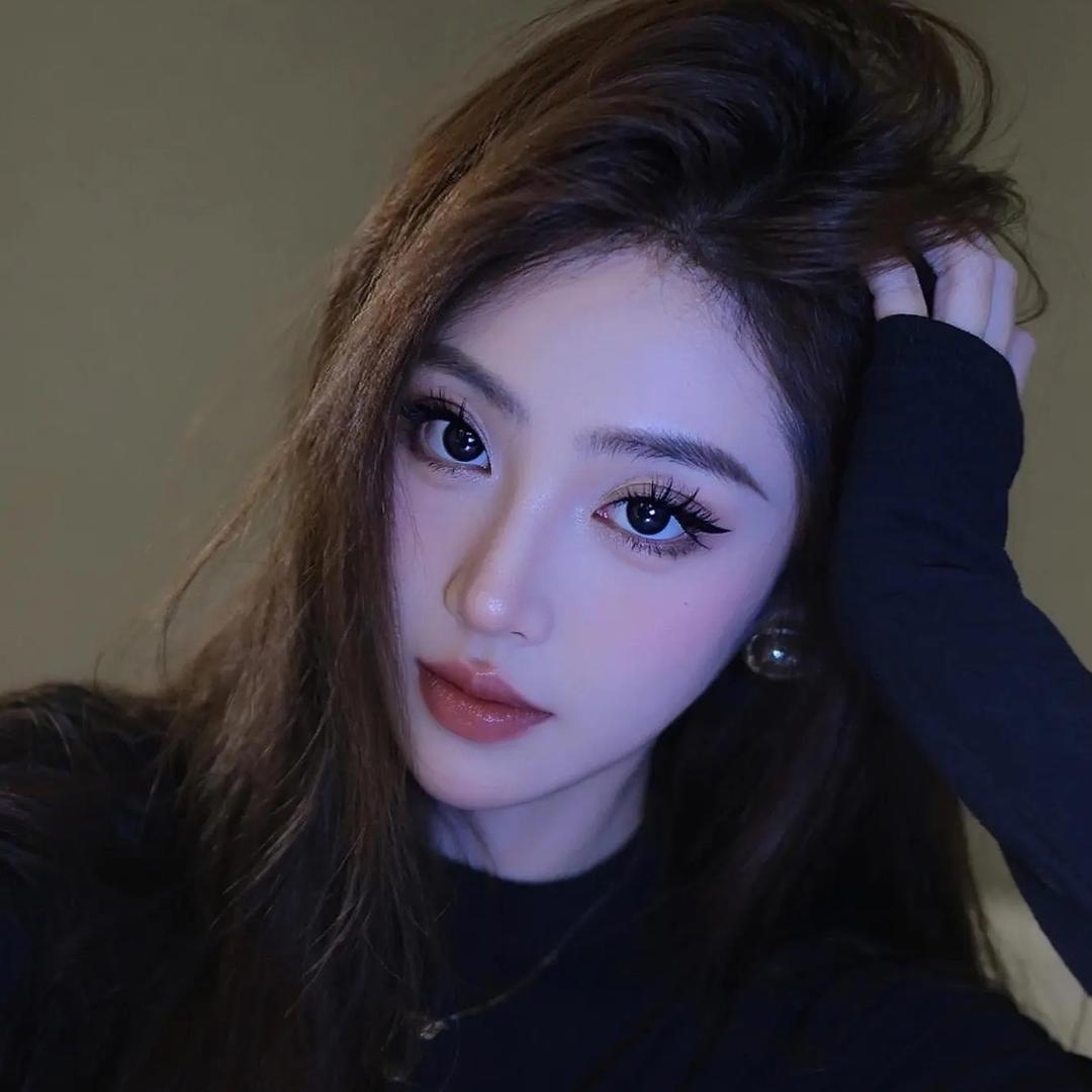 玥yue.