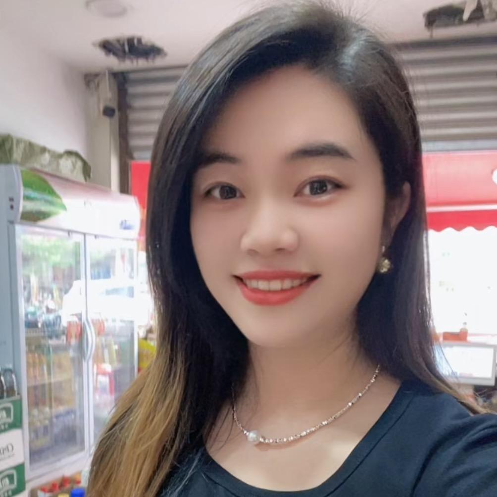 小卖部的老板娘