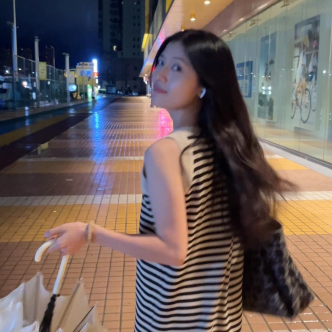 小小静❤️