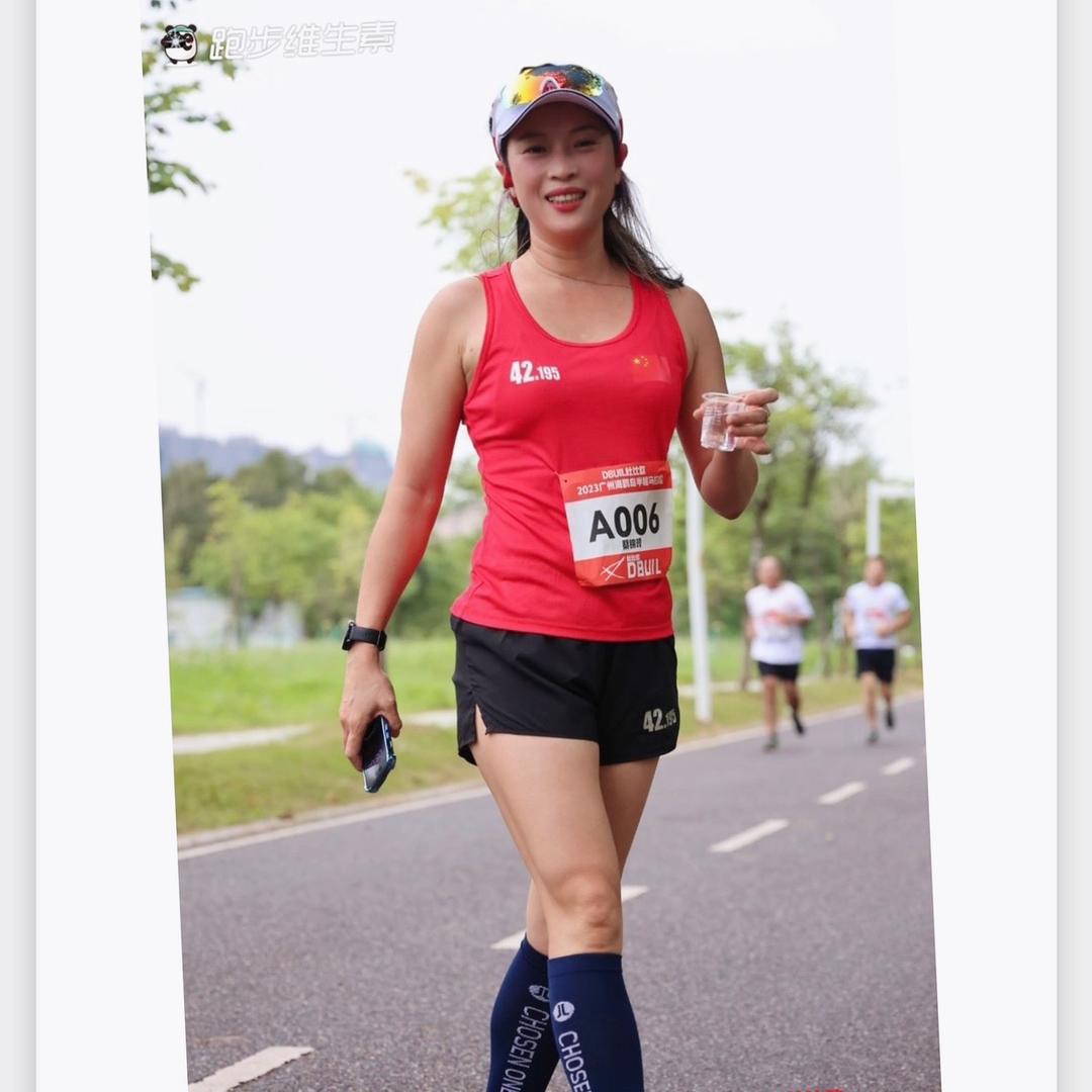 爱跑步的玲姐姐