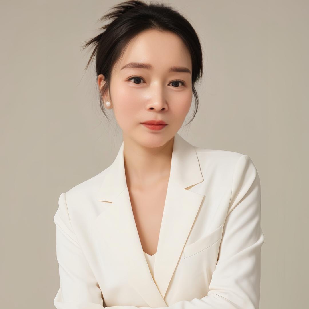 爱吃草莓的英子