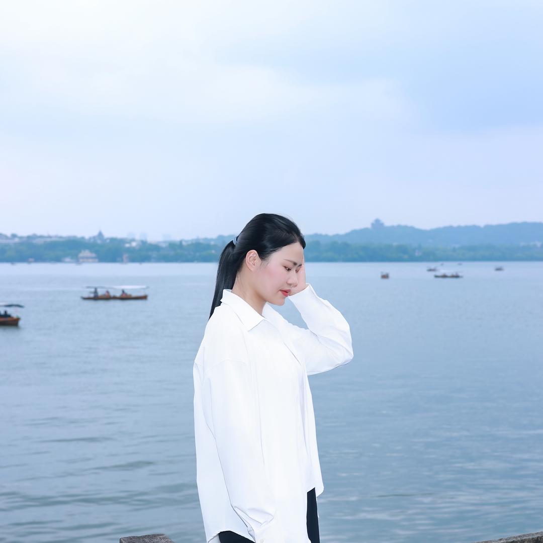 💋  小邱