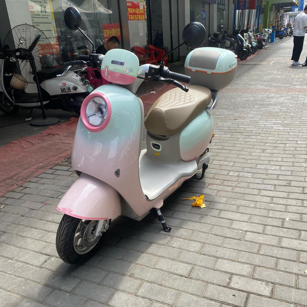 重生之南宁卖电车