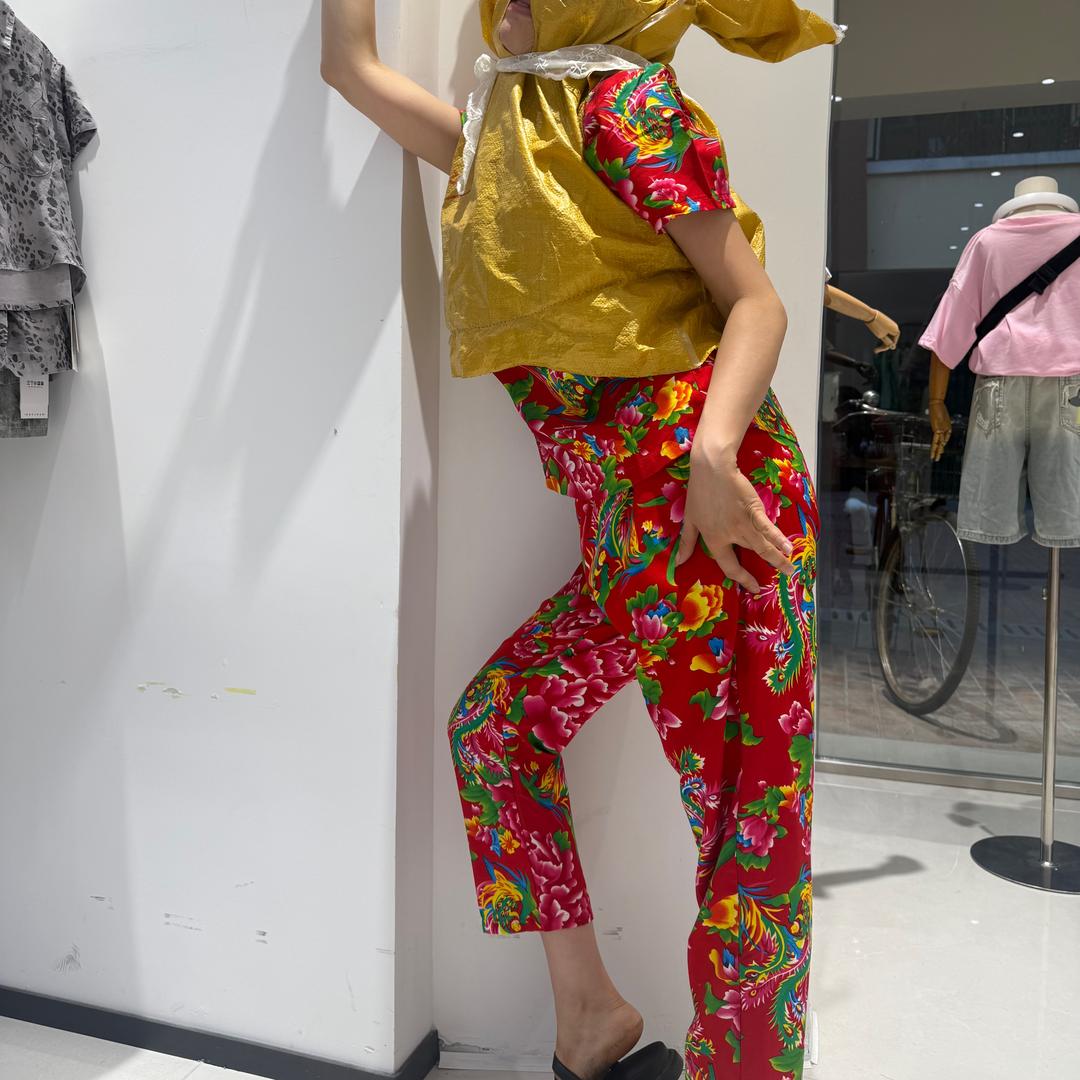三个小盆友童装集合店