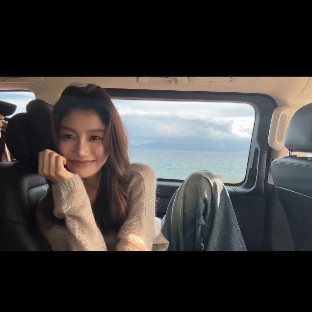 龍喜儿 |  私服