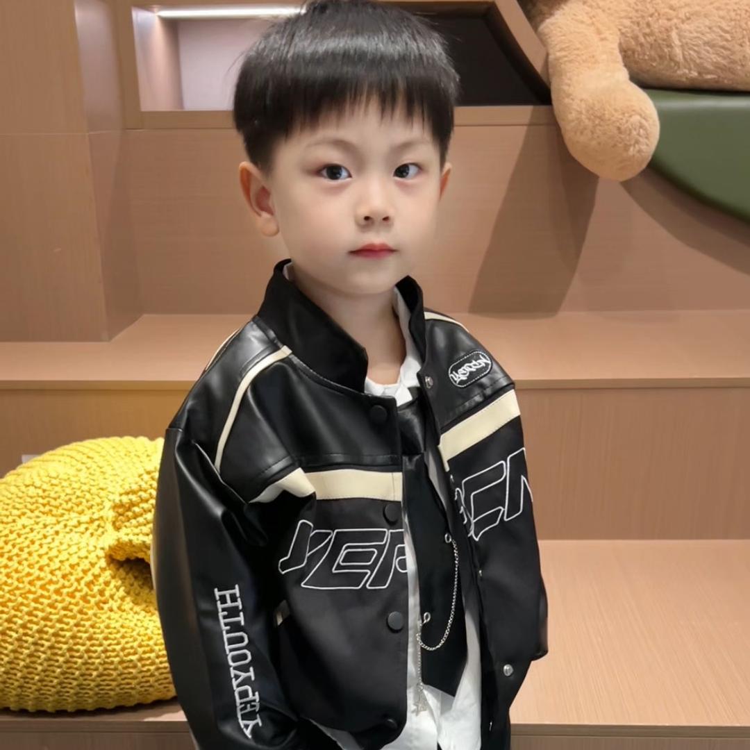 爱笑的航航