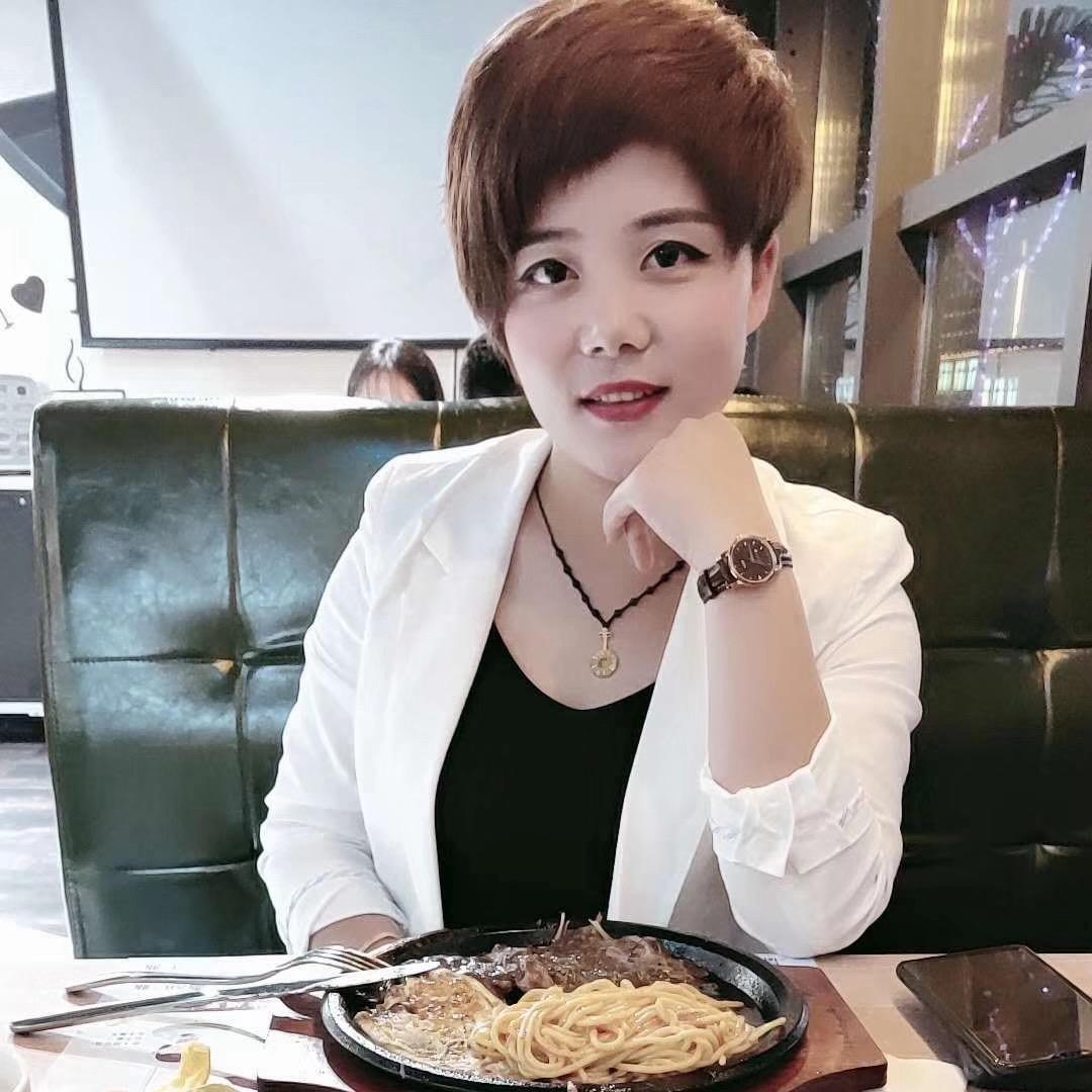 董慧产地西瓜直发《董小姐麒麟西瓜》