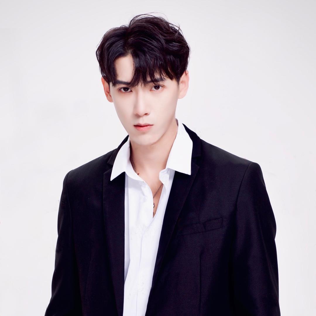 Moss科技测评@抖音