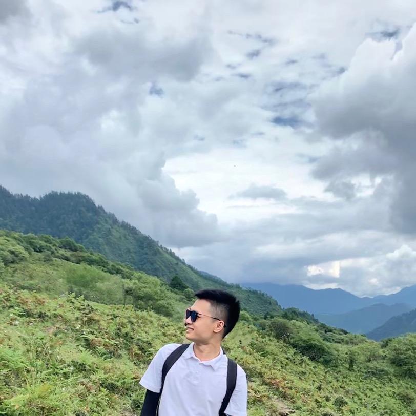 旅拍摄影师粒粒子