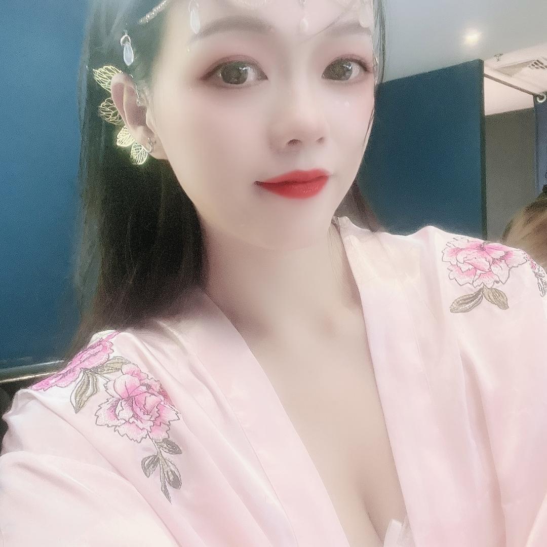 我是-丸子呀