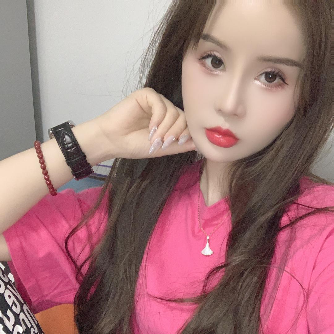 👄十七姨 不吃豆腐的baby 💃🏽