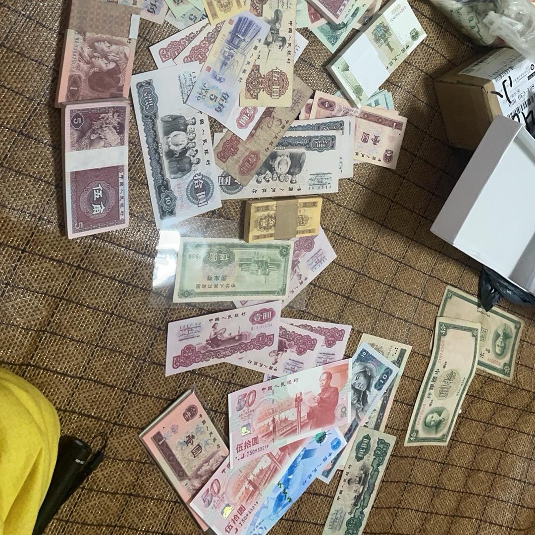 喜欢古钱币的小侯